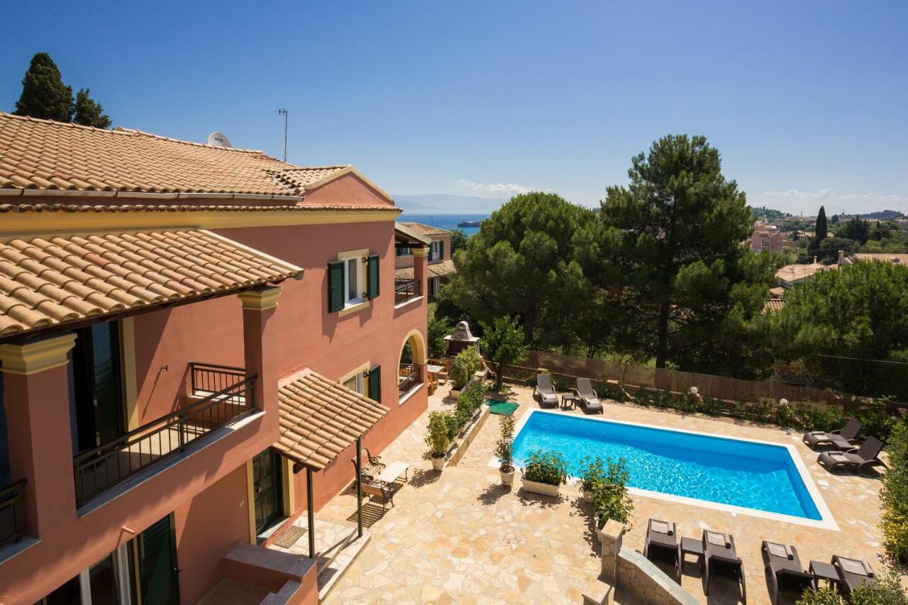 Вилла The Four Seasons House With Pool Mantouki